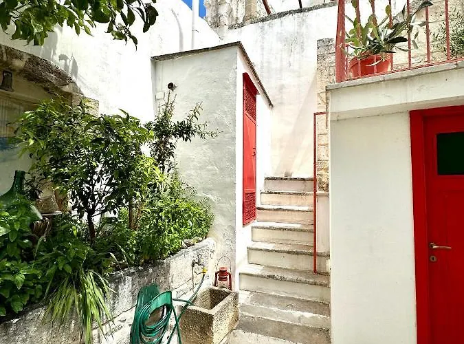 度假居 Casa Giardino 奥斯图尼